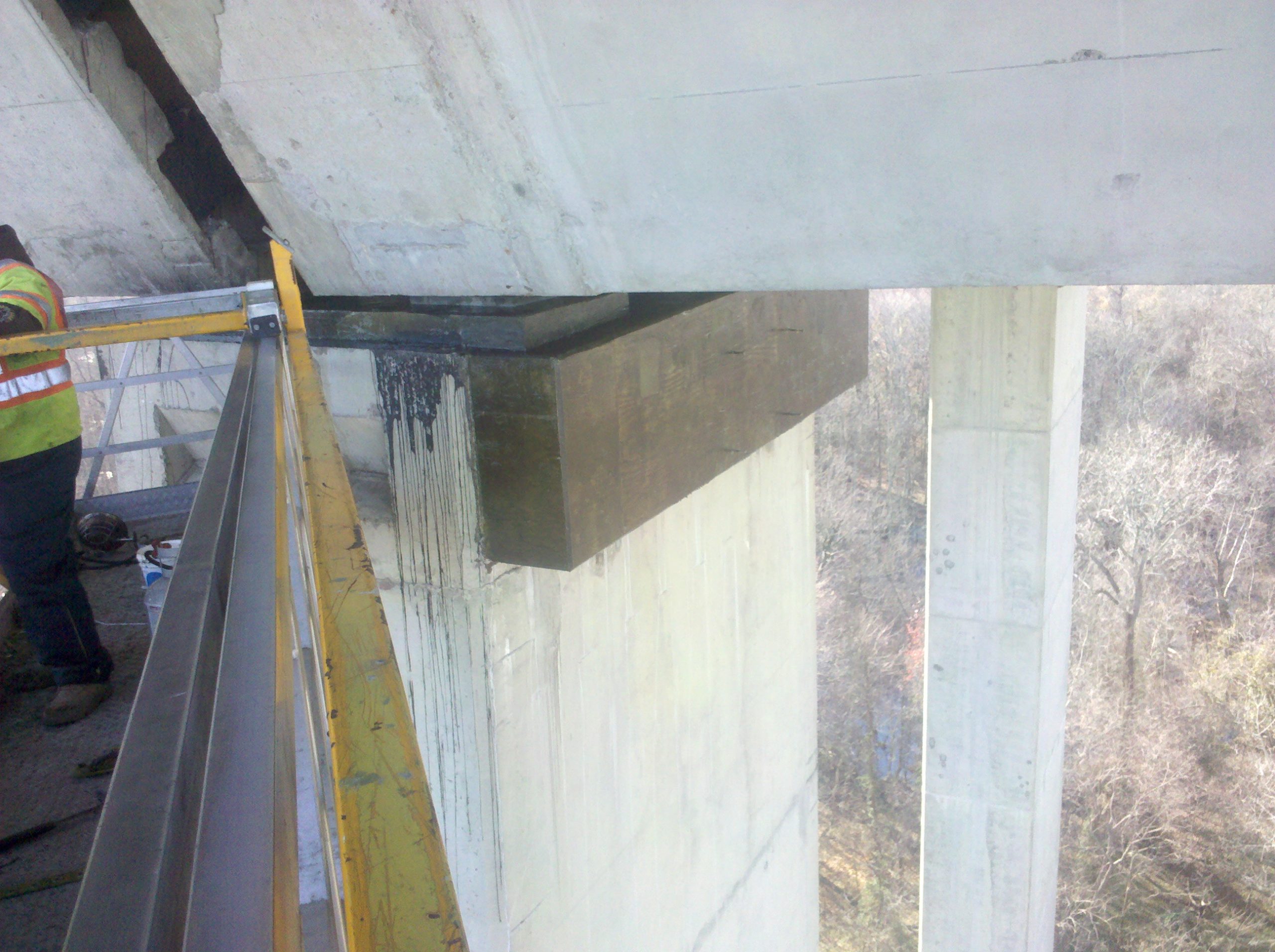I-295 over the James River-Henrico Co., VA: Pier extension and repair of existing bearings